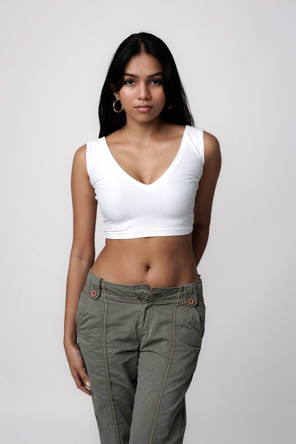 Stretch-Fit V-Neck Tops - Snowfall White